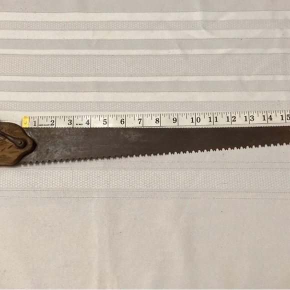 Hand Saw - Vintage  Unique Double Edge Hand Saw -Decorative Carved Wooden Handle - Picture 5 of 5
